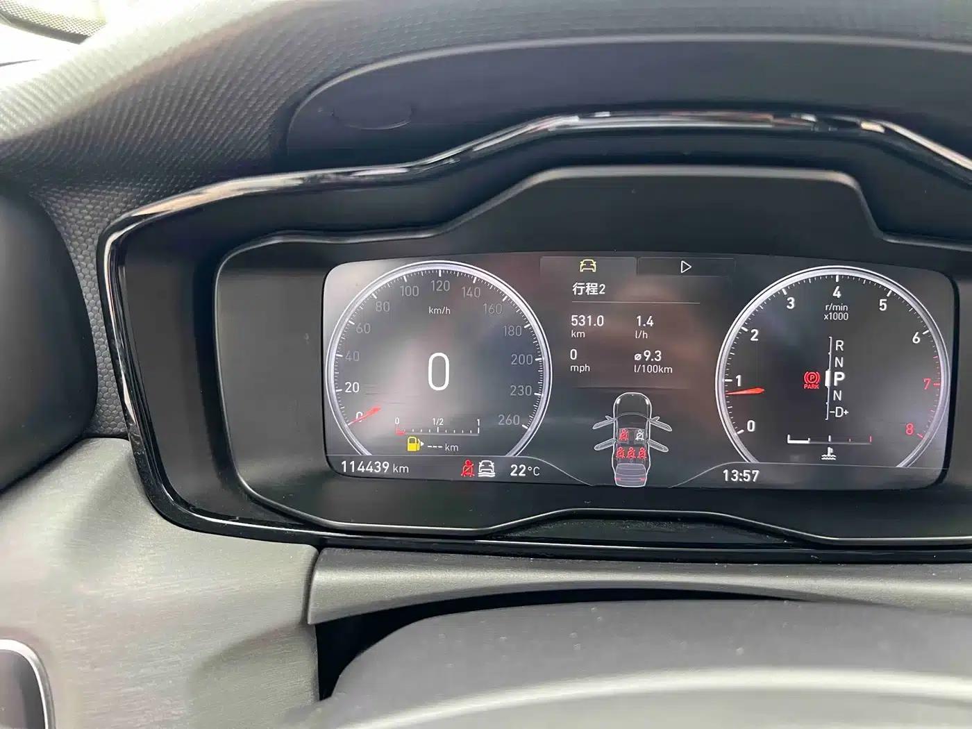 Lynk & Co 02 2018 2.0T DCT AWD Pro Edition (National V Emission Standard) — миниатюра 9