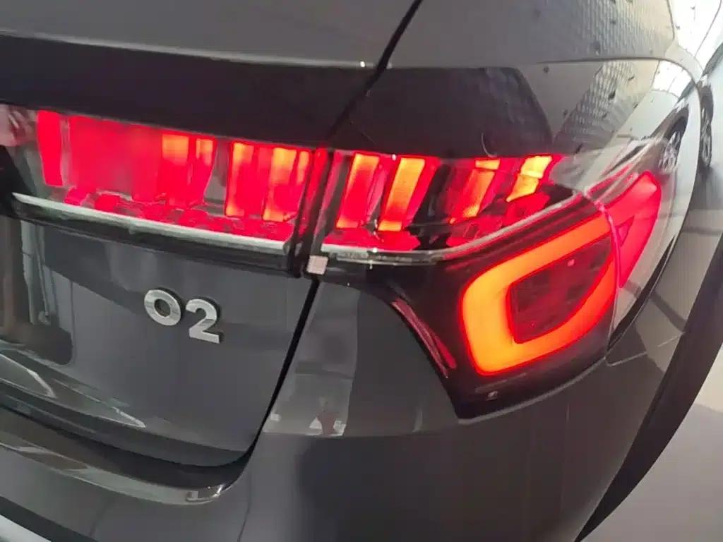 Lynk & Co 02 2019 1.5T DCT 2WD Pro Edition (China VI Emission Standard) — миниатюра 8