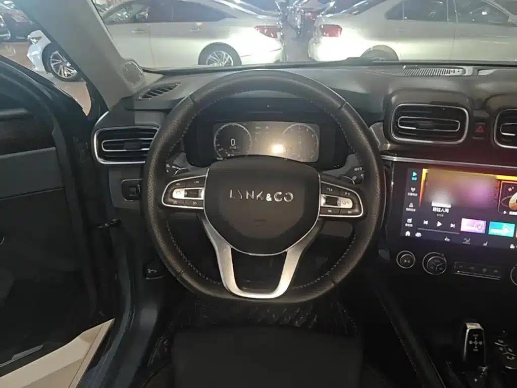 Lynk & Co 02 2019 1.5T DCT 2WD Pro Edition (China VI Emission Standard) — миниатюра 11