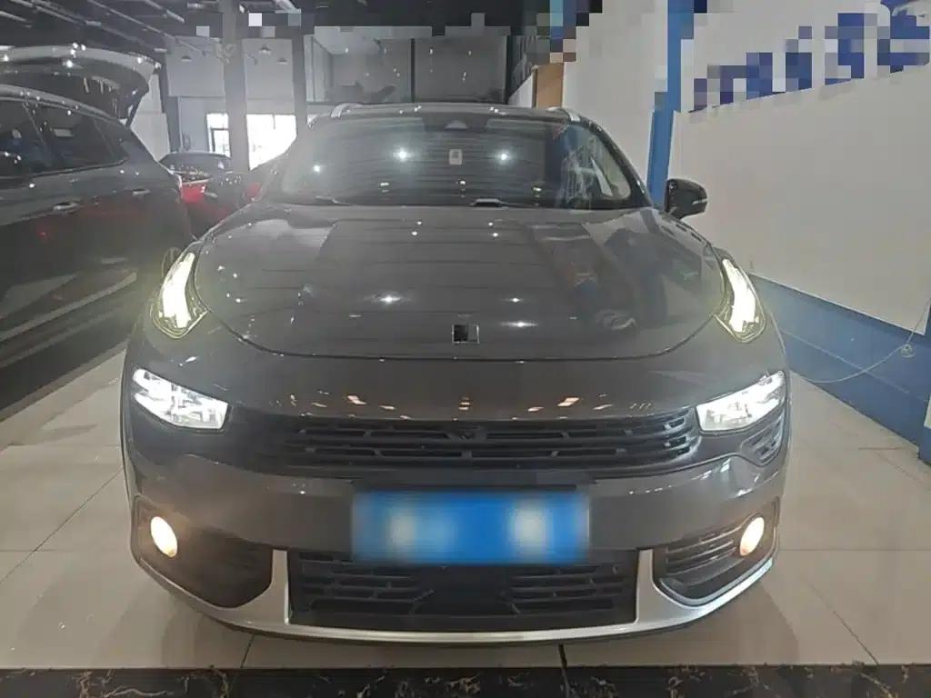Lynk & Co 02 2019 1.5T DCT 2WD Pro Edition (China VI Emission Standard) — миниатюра 3