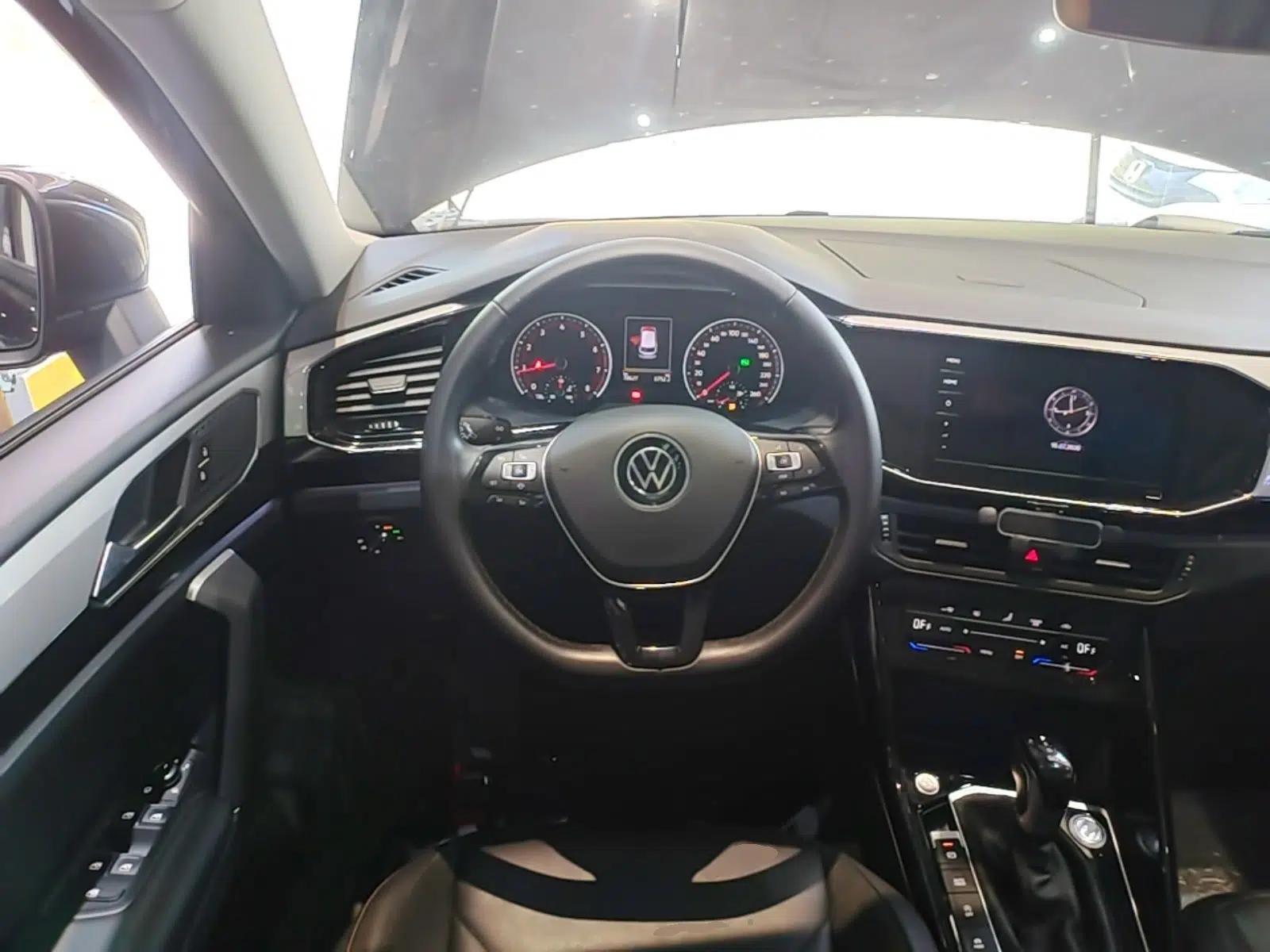 Volkswagen Tayron 2020 330TSI Two-Wheel Drive Luxury Smart Connectivity Version — миниатюра 13