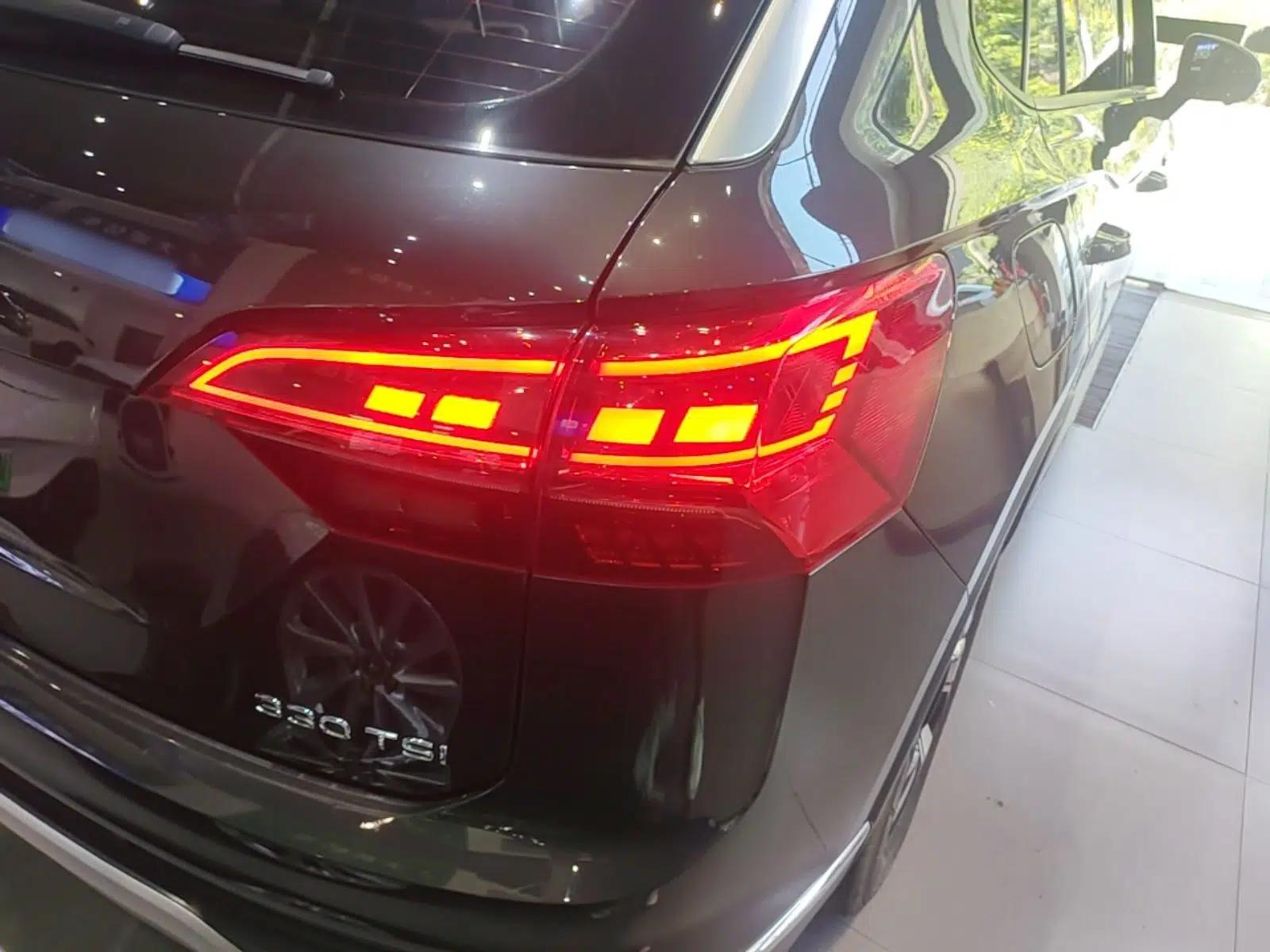 Volkswagen Tayron 2020 330TSI Two-Wheel Drive Luxury Smart Connectivity Version — миниатюра 9