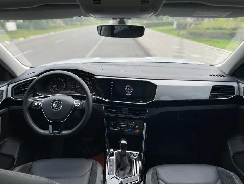 Volkswagen Tayron 2021 330TSI Two-Wheel Drive Luxury Smart Connectivity Version — миниатюра 32