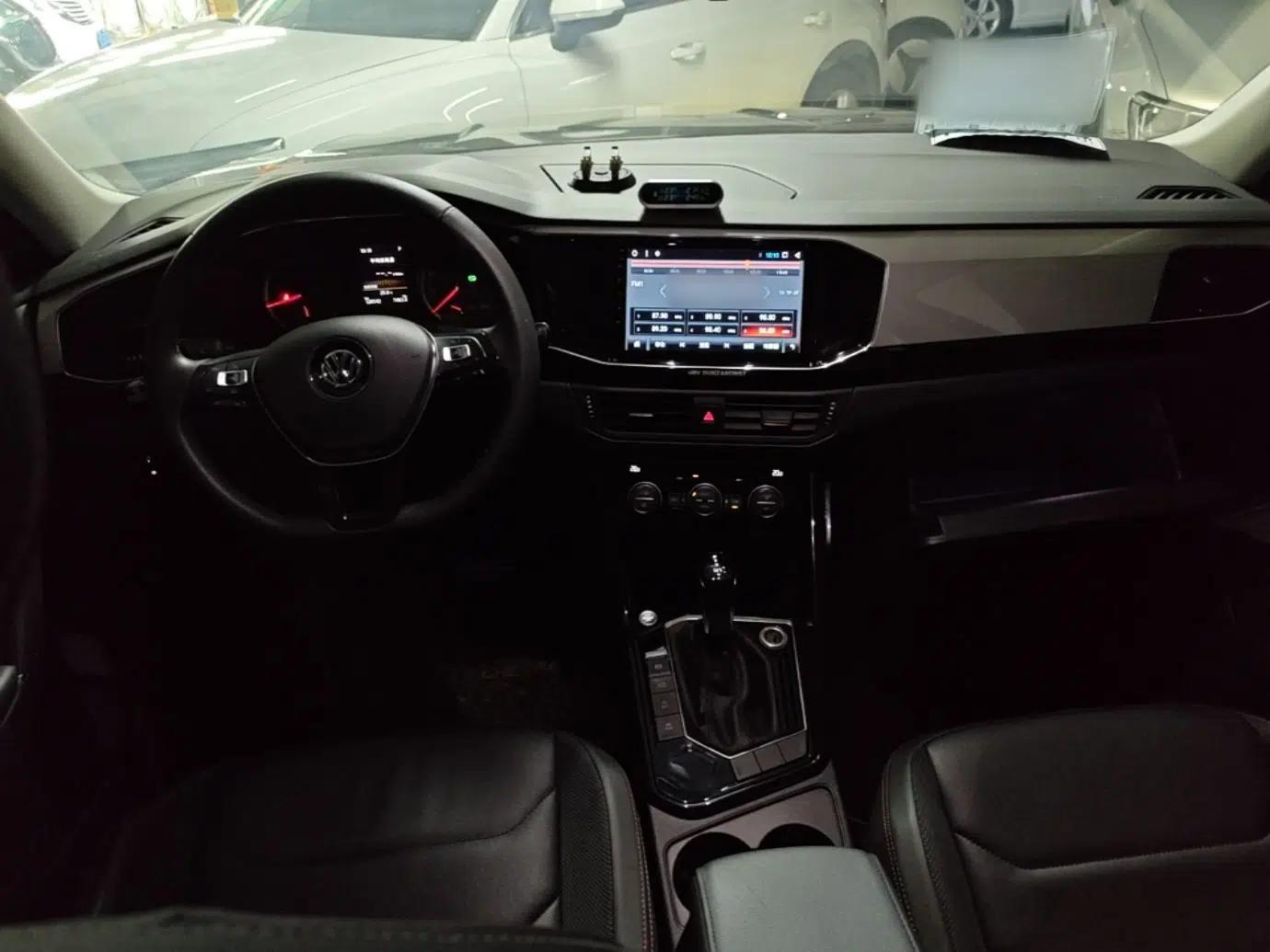 Volkswagen Tayron 2019 330TSI Two-Wheel Drive Luxury Model China VI Standard — миниатюра 12