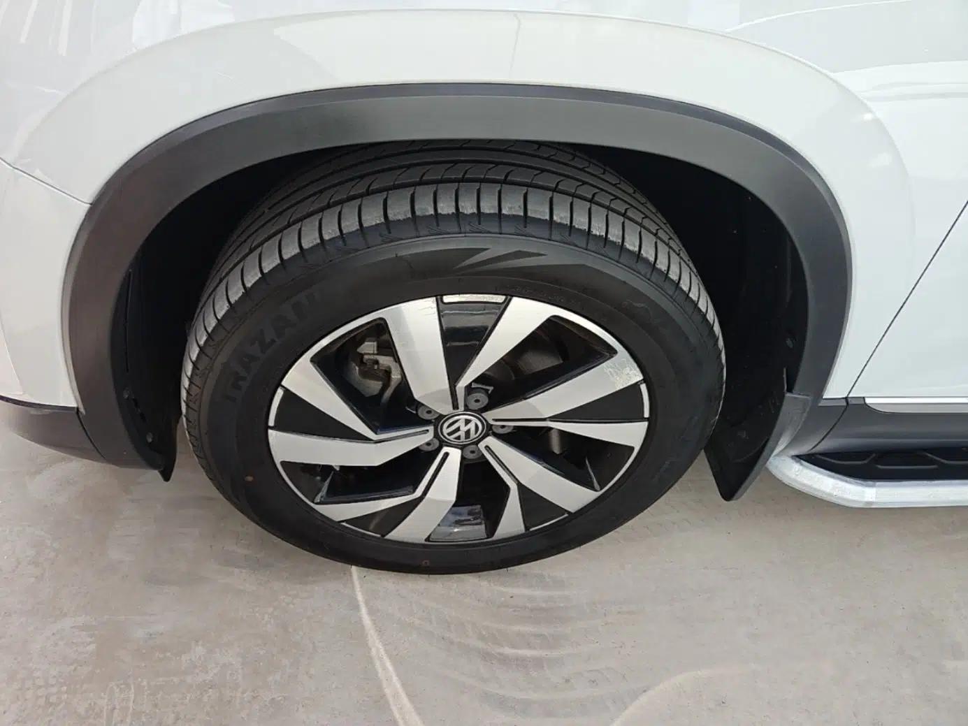 Volkswagen Tayron 2021 280TSI Two-Wheel Drive Luxury Smart Connectivity Version — миниатюра 10