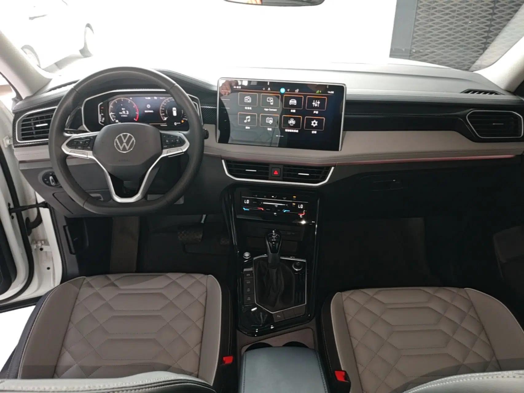 Volkswagen Tayron 2024 300TSI Two-Wheel-Drive Luxury Plus Advanced Version — миниатюра 17