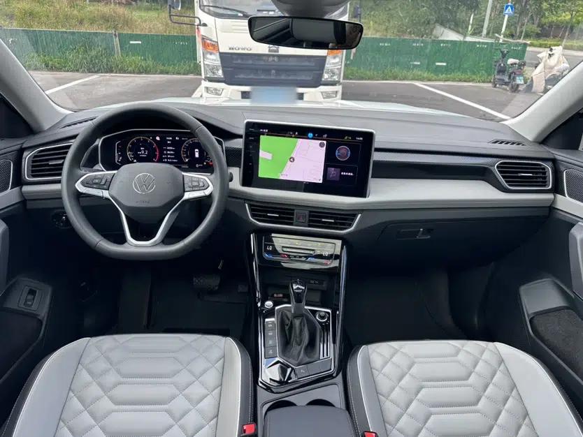 Volkswagen Tayron 2024 300TSI Two-Wheel-Drive Luxury Plus Advanced Version — миниатюра 28