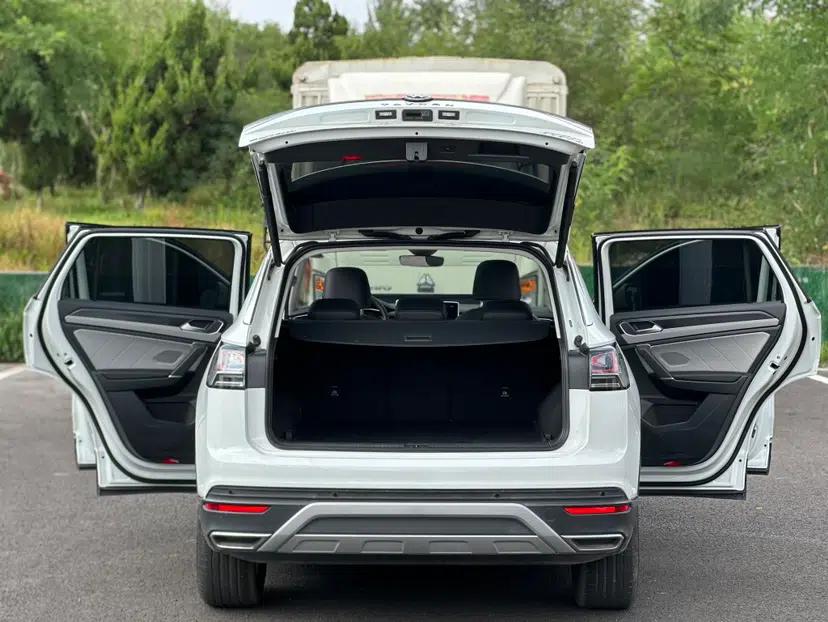 Volkswagen Tayron 2024 300TSI Two-Wheel-Drive Luxury Plus Advanced Version — миниатюра 33
