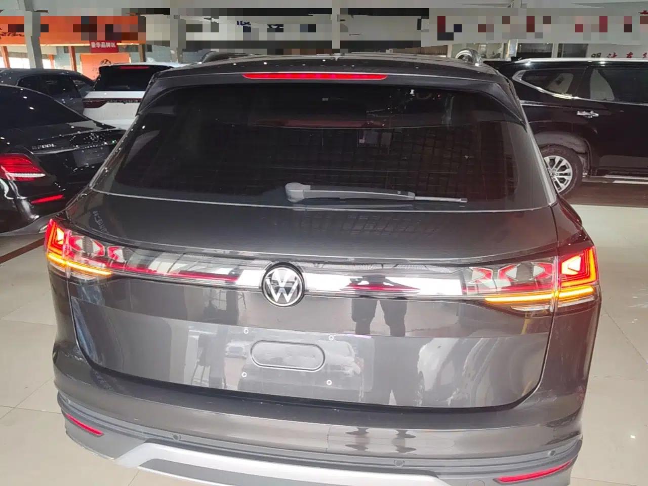 Volkswagen Tayron 2023 330TSI Two-Wheel-Drive Luxury Plus Advanced Version — миниатюра 5