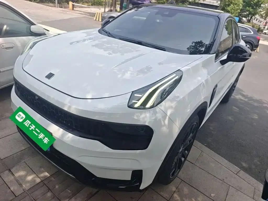 Lynk & Co 05 2020 2.0TD AWD Halo — миниатюра 1