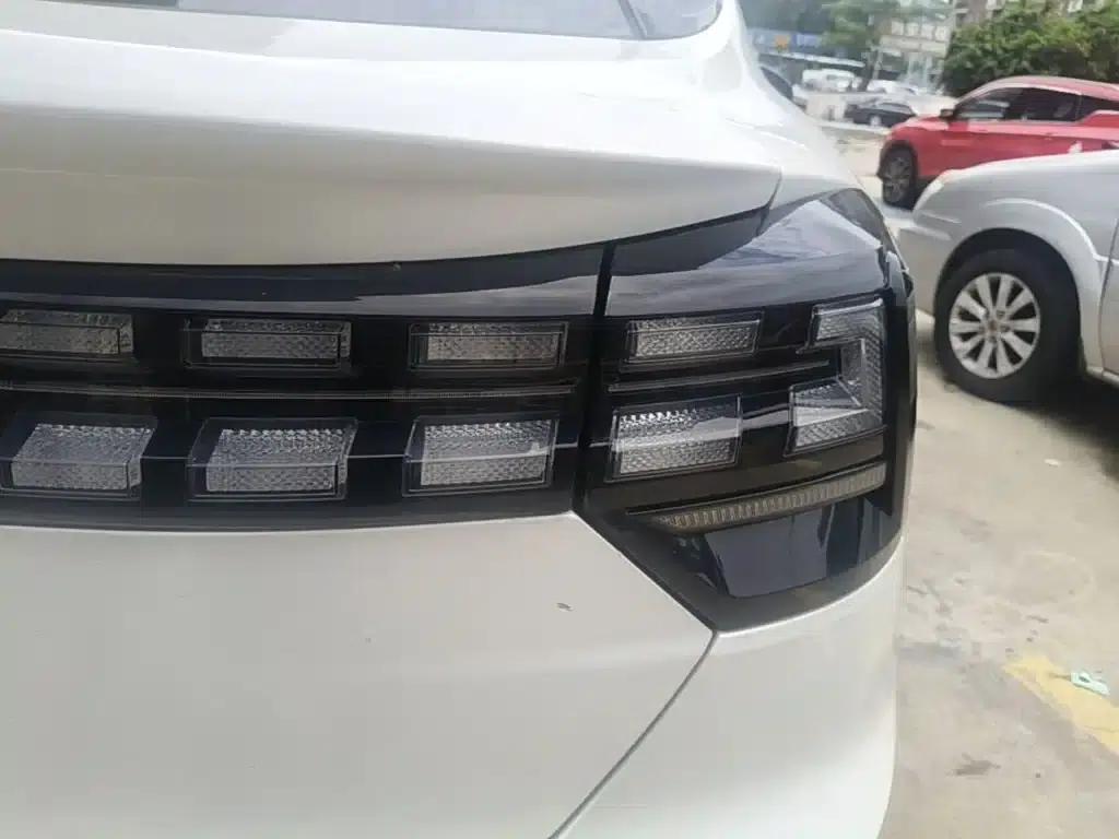 Lynk & Co 05 2022 2.0TD Two-Wheel Drive Halo — миниатюра 8