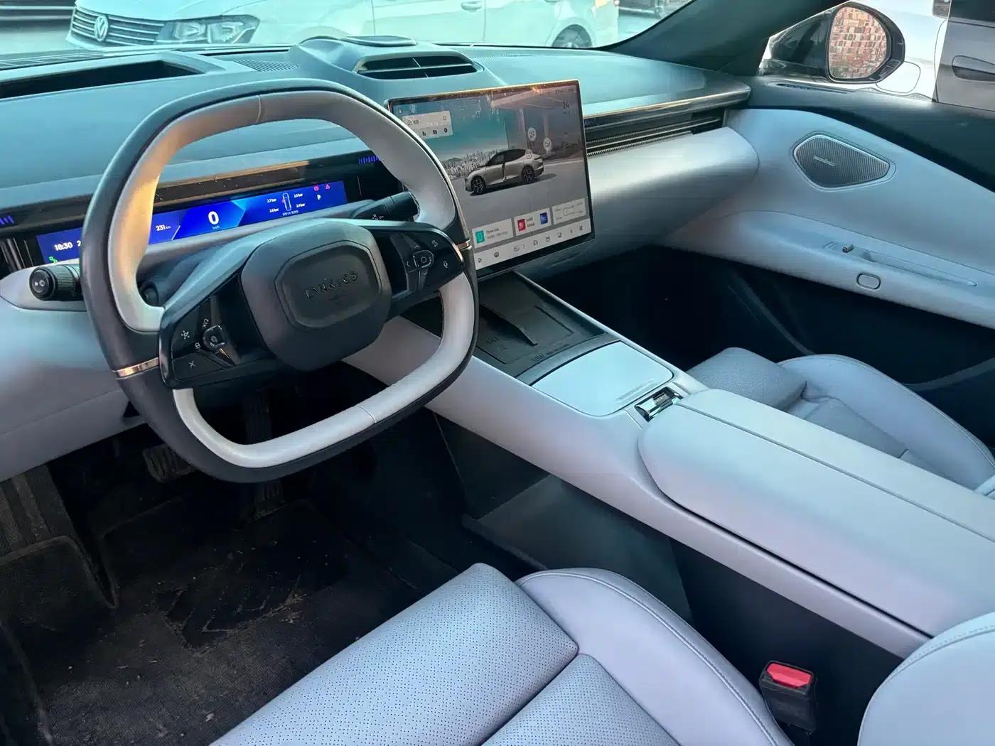 Lynk & Co Z10 2024 Model 95kWh 702km AWD Intelligent Driving Ultra — миниатюра 8