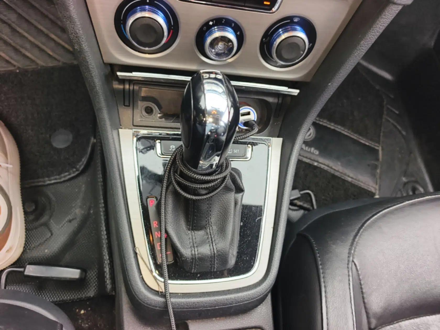 Volkswagen Lavida 2013 Revised Version 1.4 TSI DSG Comfort Edition — миниатюра 13