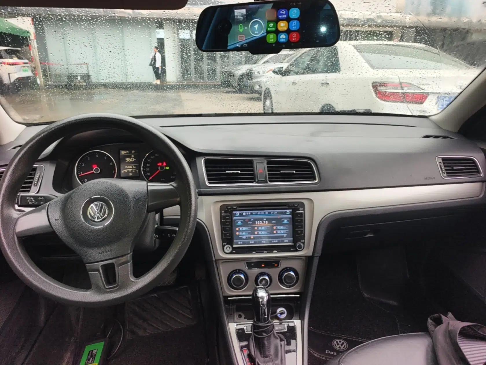 Volkswagen Lavida 2013 Revised Version 1.4 TSI DSG Comfort Edition — миниатюра 18