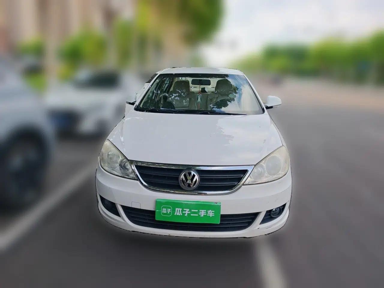Volkswagen Lavida 2011 1.6L Automatic PinYou Edition — миниатюра 2
