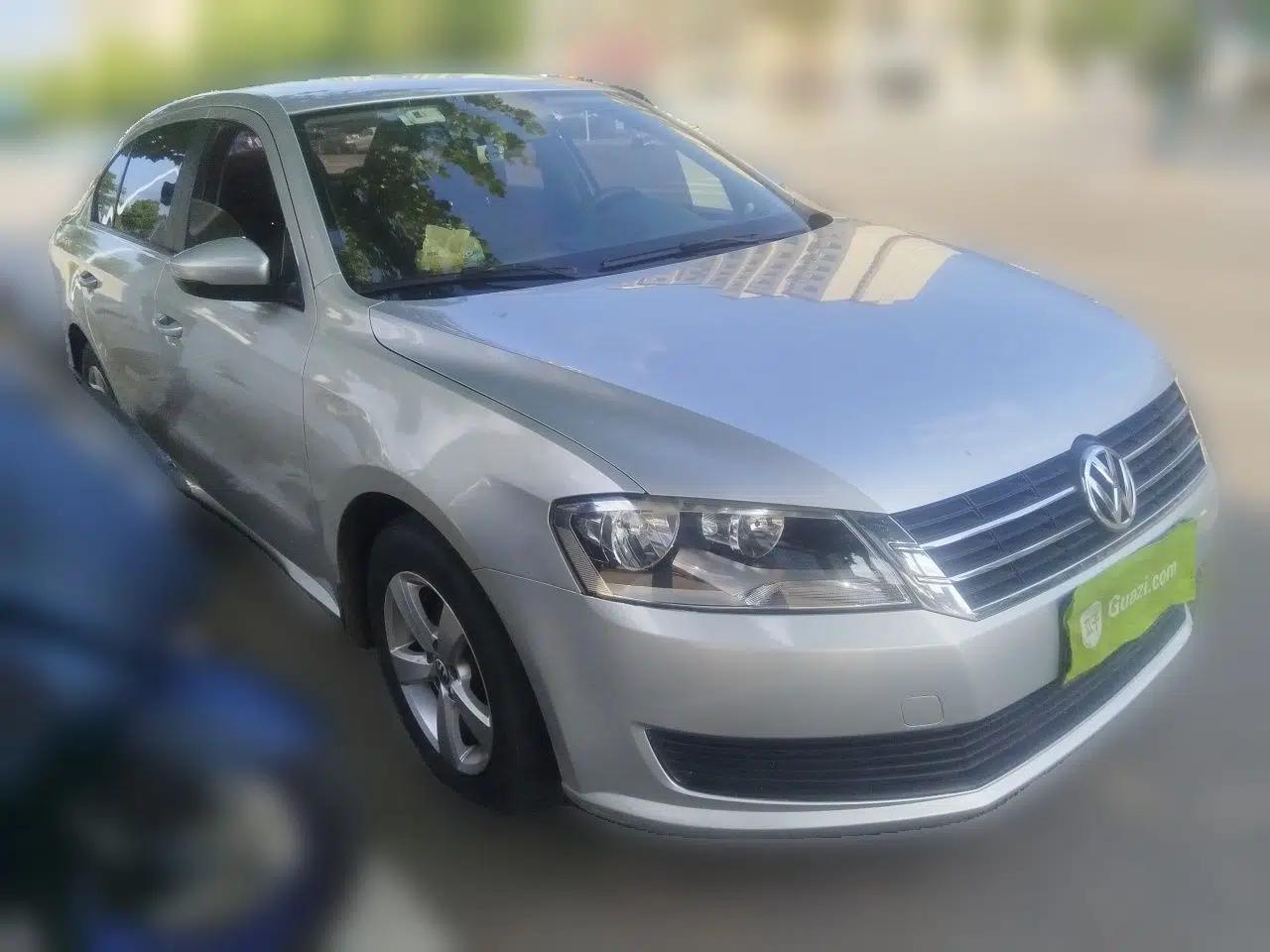 Volkswagen Lavida 2013 1.6L Automatic Fashion Edition — миниатюра 3