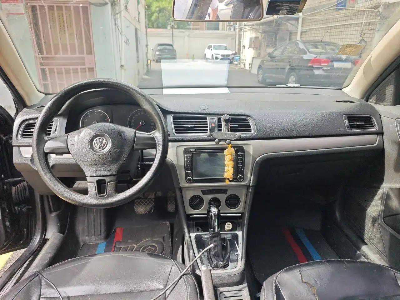 Volkswagen Lavida 2013 1.4TSI DSG Comfort Edition — миниатюра 9
