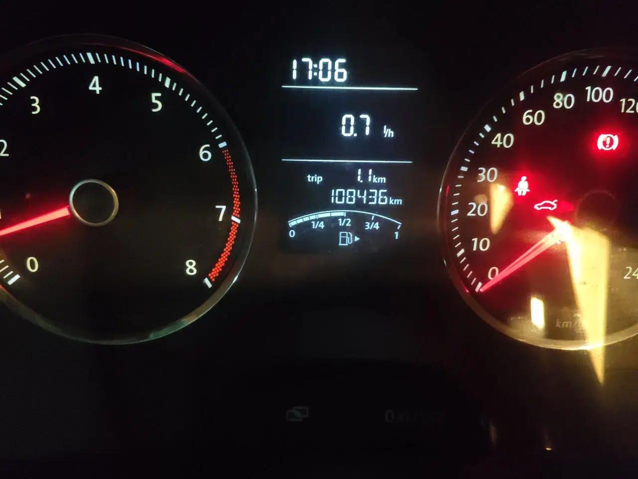 Volkswagen Lavida 2011 1.4 TSI Manual Prestige Edition — миниатюра 12
