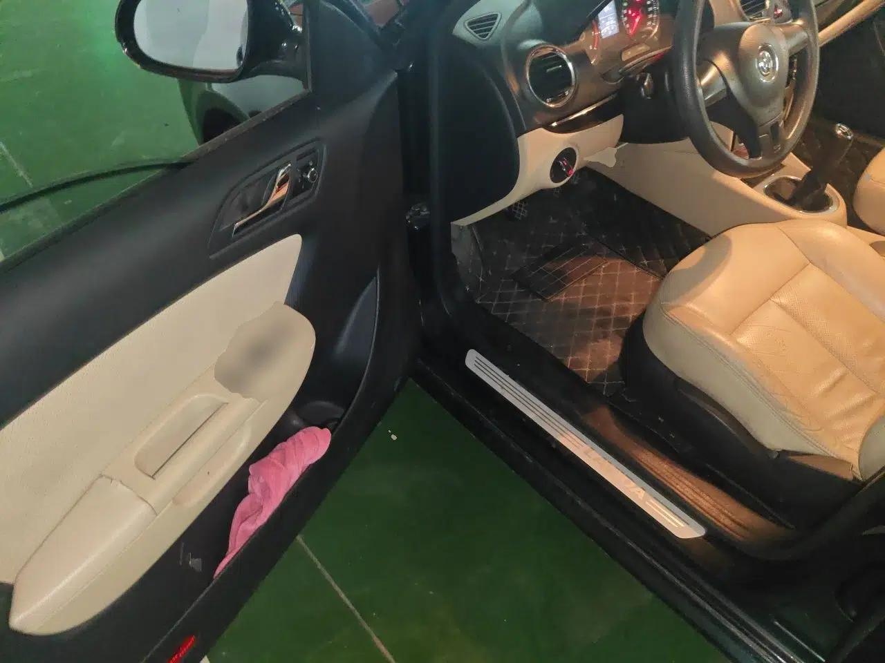 Volkswagen Lavida 2011 1.4 TSI Manual Prestige Edition — миниатюра 16