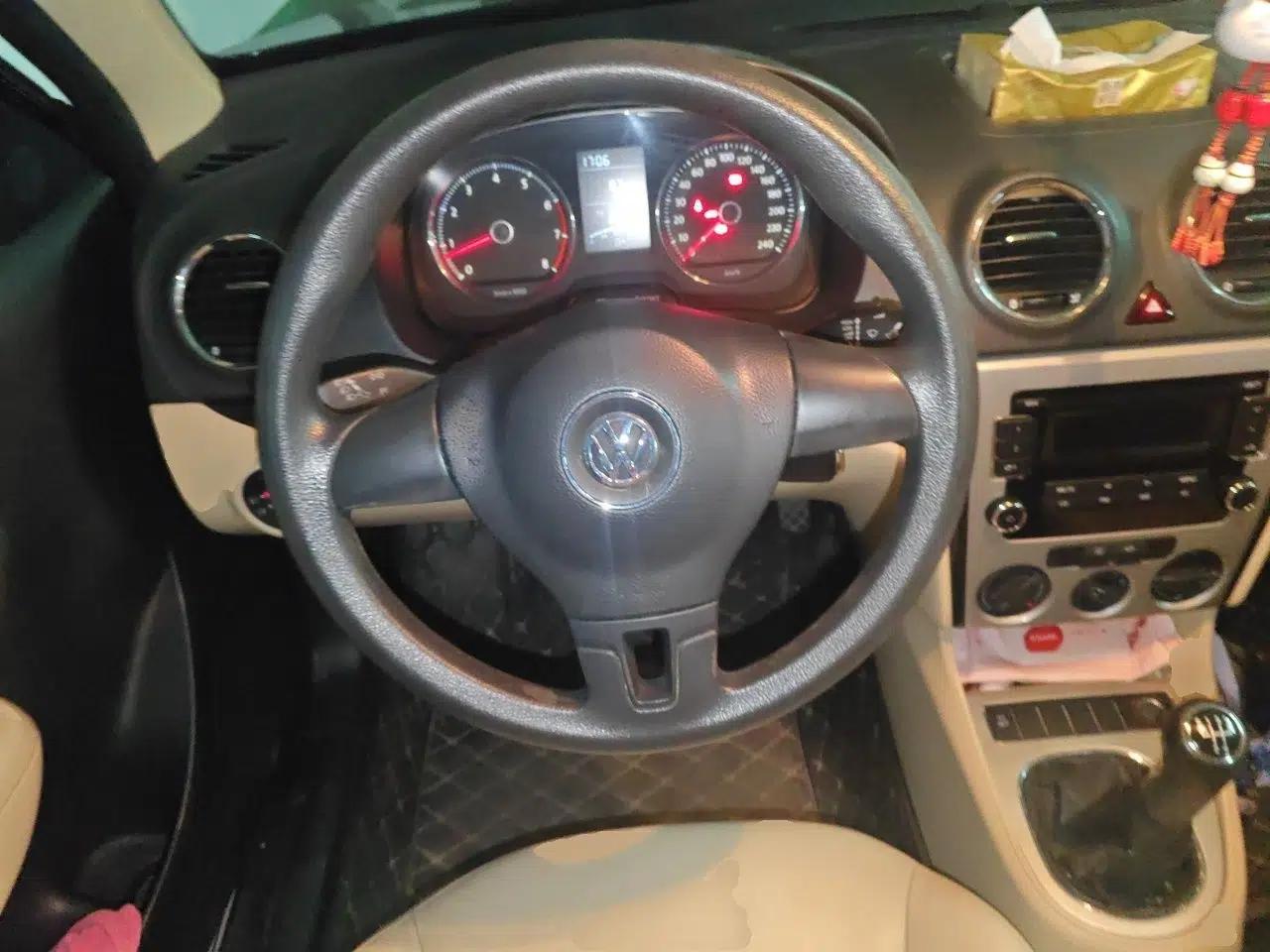 Volkswagen Lavida 2011 1.4 TSI Manual Prestige Edition — миниатюра 10
