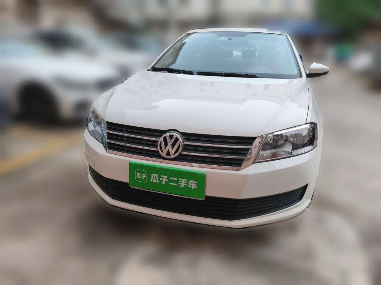 Volkswagen Lavida 2013 Revised Classic 1.6L Automatic Fashion Edition — миниатюра 2