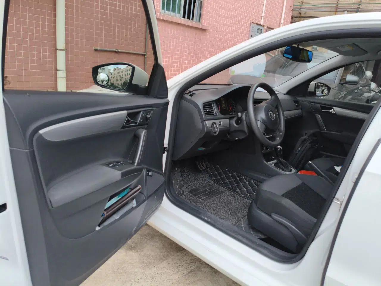 Volkswagen Lavida 2013 Revised Classic 1.6L Automatic Fashion Edition — миниатюра 16