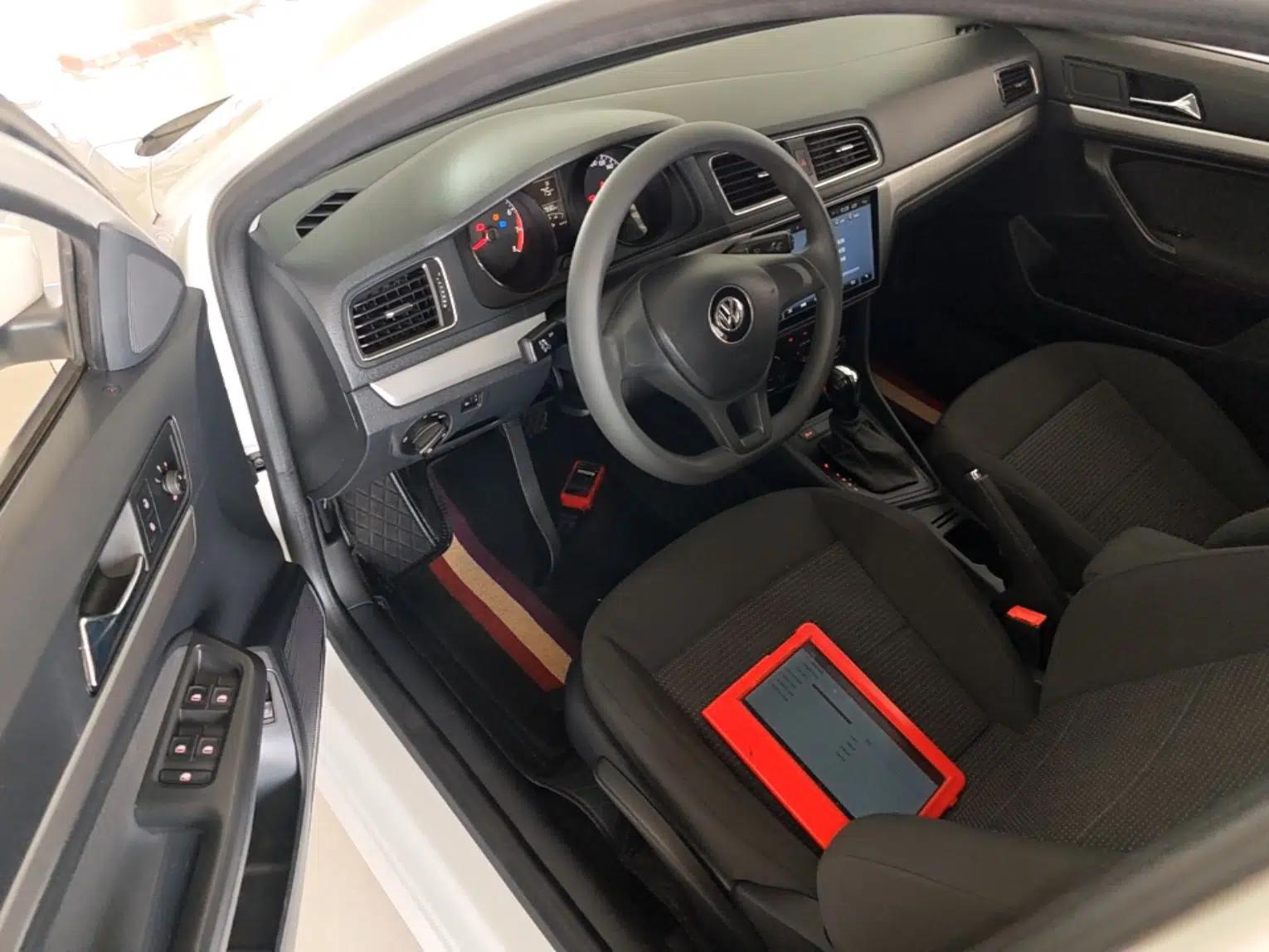 Volkswagen Lavida 2017 1.6L Automatic Fashion Edition — миниатюра 18