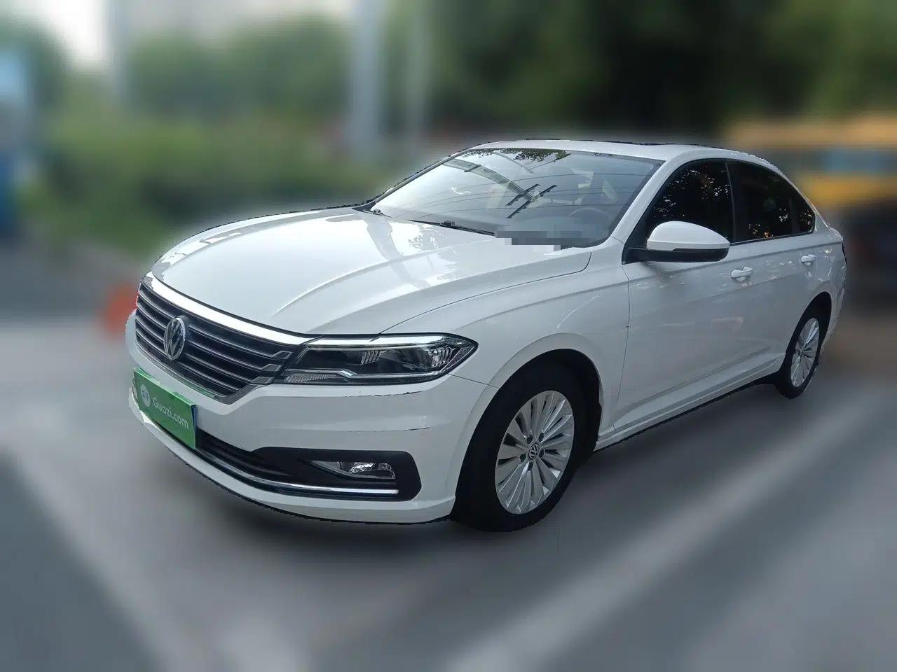 Volkswagen Lavida 2019 1.5L Automatic Comfort Edition China VI Standard — миниатюра 1