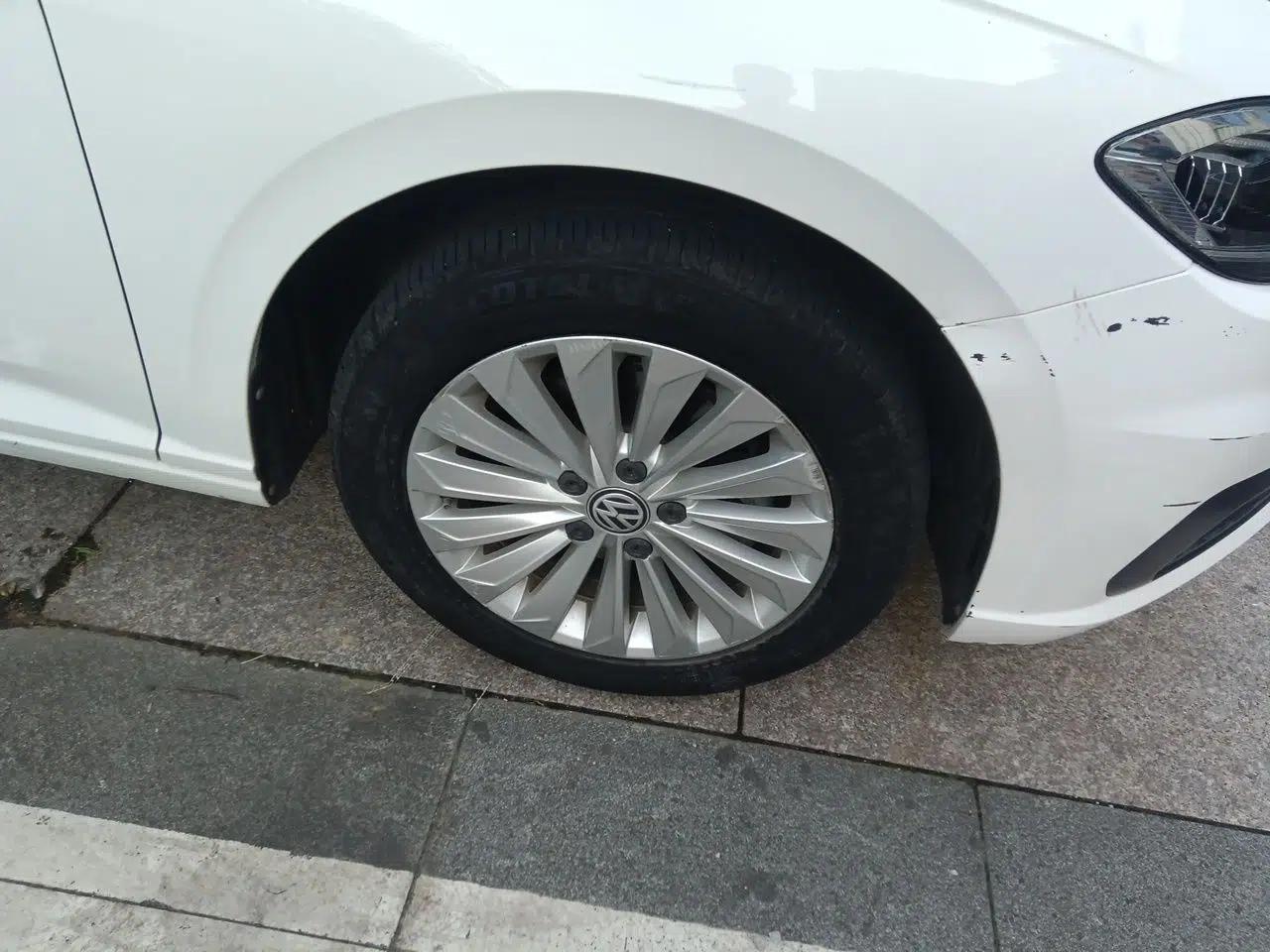 Volkswagen Lavida 2019 1.5L Automatic Comfort Edition China VI Standard — миниатюра 8