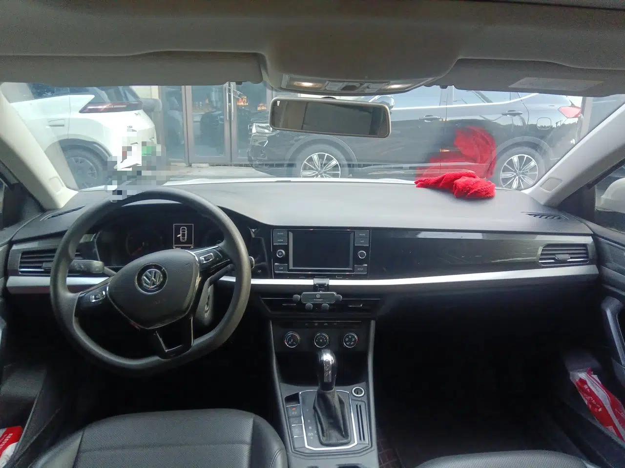 Volkswagen Lavida 2019 1.5L Automatic Comfort Edition China VI Standard — миниатюра 9