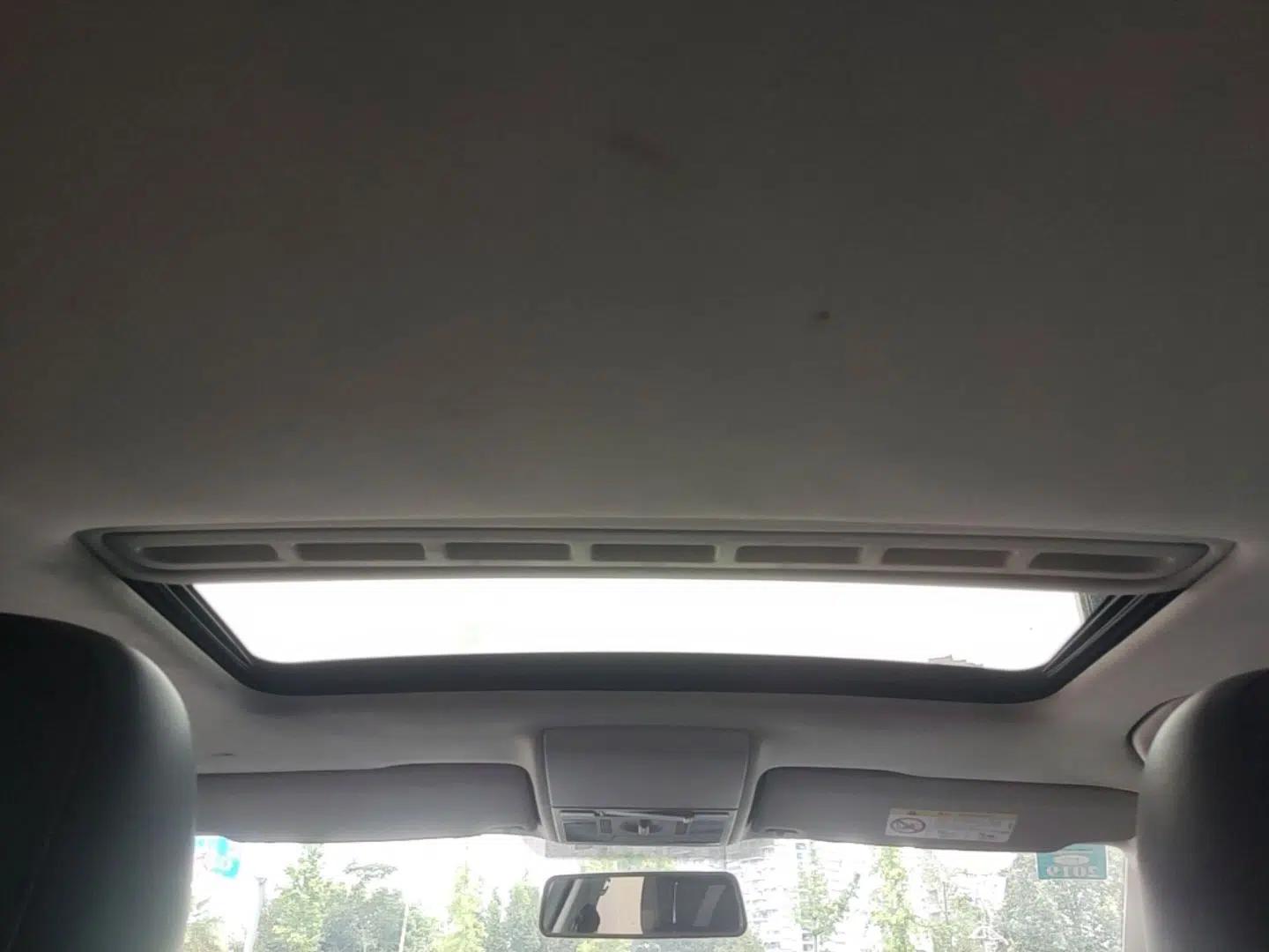 Volkswagen Lavida 2017 1.6L Automatic Comfort Edition — миниатюра 26