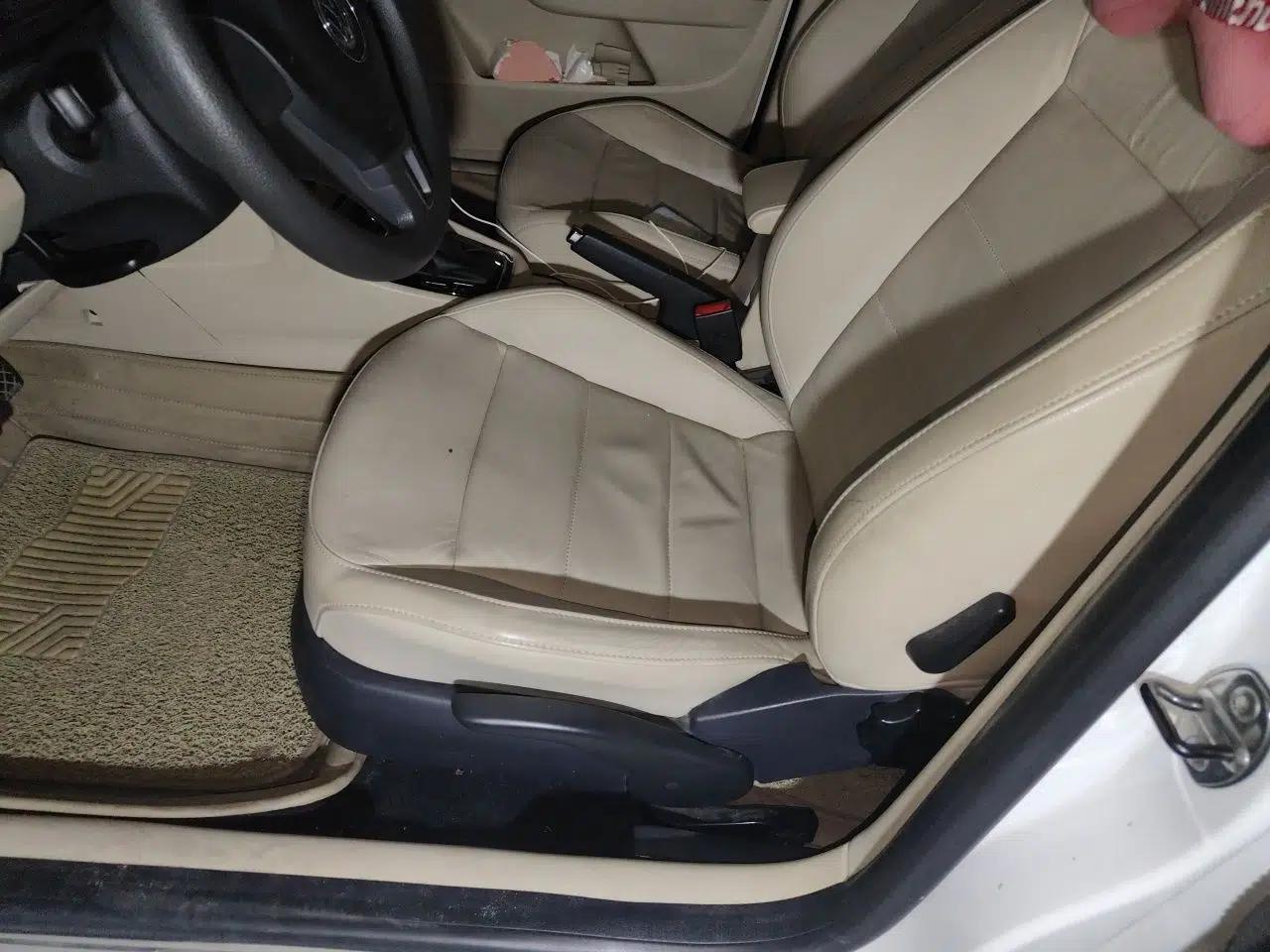 Volkswagen Lavida 2013 Restyled Classic 1.6L Automatic Comfort Edition — миниатюра 15