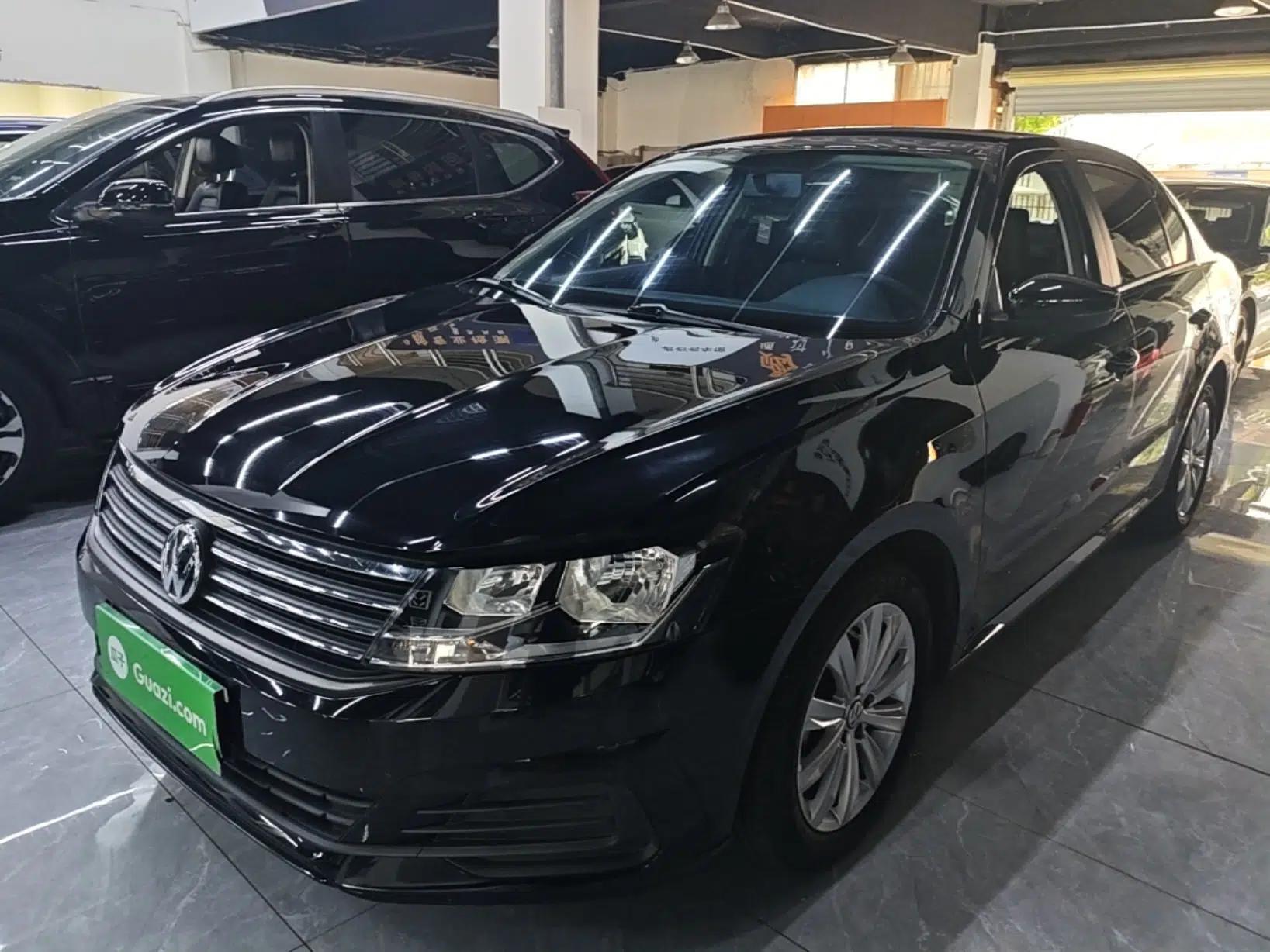 Volkswagen Lavida 2019 Lavida Start 1.5L Automatic Trendy Version China VI Standard — миниатюра 1
