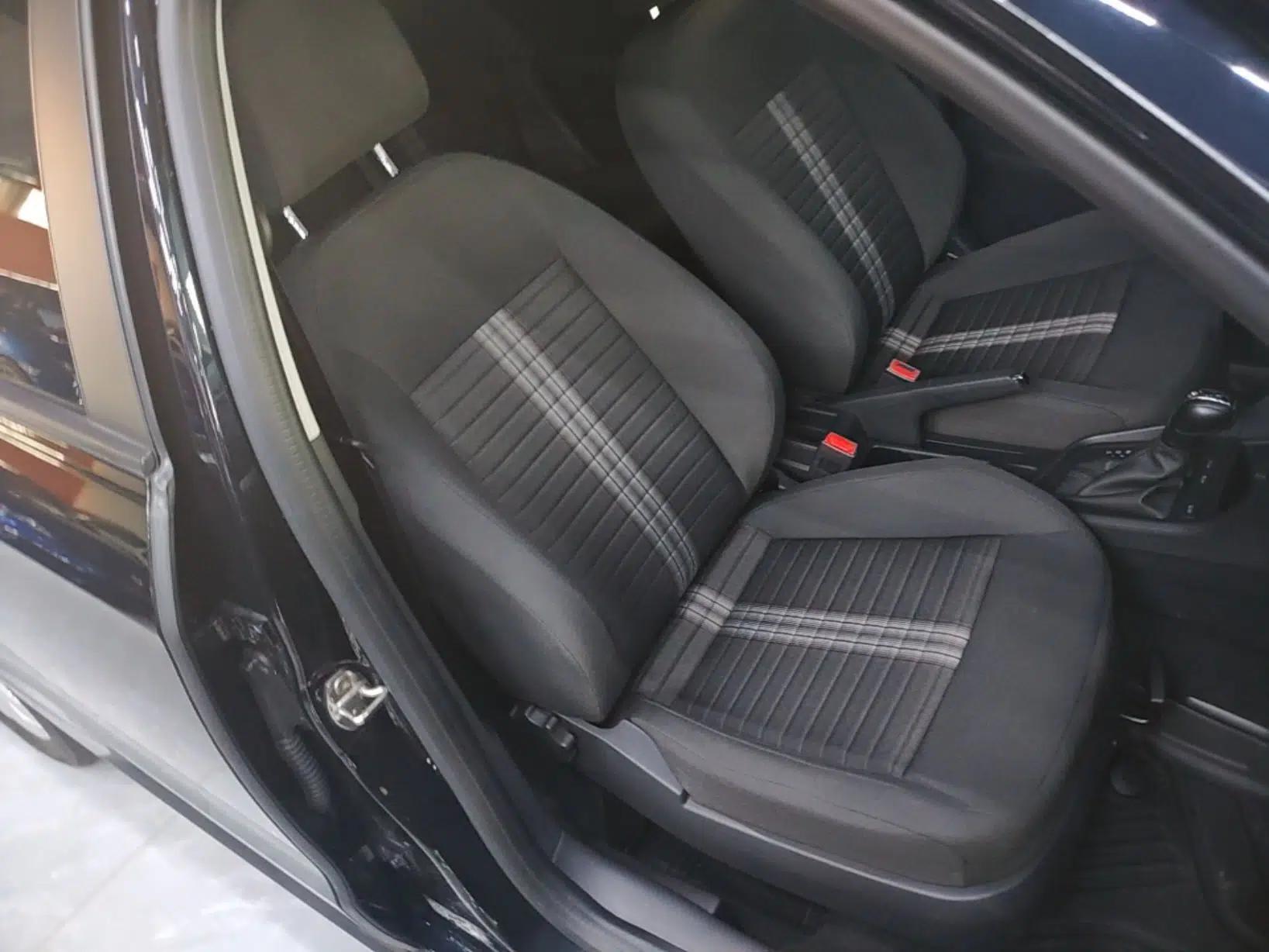 Volkswagen Lavida 2019 Lavida Start 1.5L Automatic Trendy Version China VI Standard — миниатюра 19