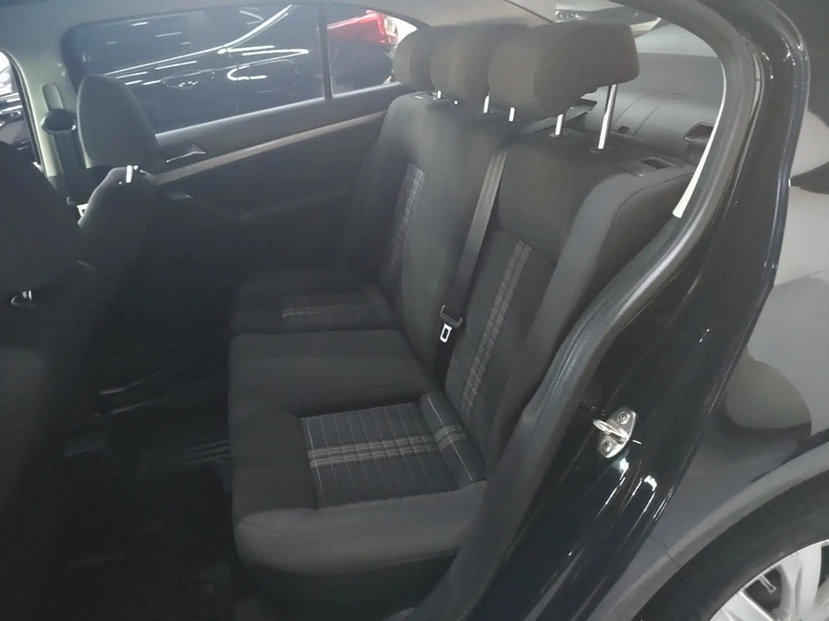 Volkswagen Lavida 2019 Lavida Start 1.5L Automatic Trendy Version China VI Standard — миниатюра 20