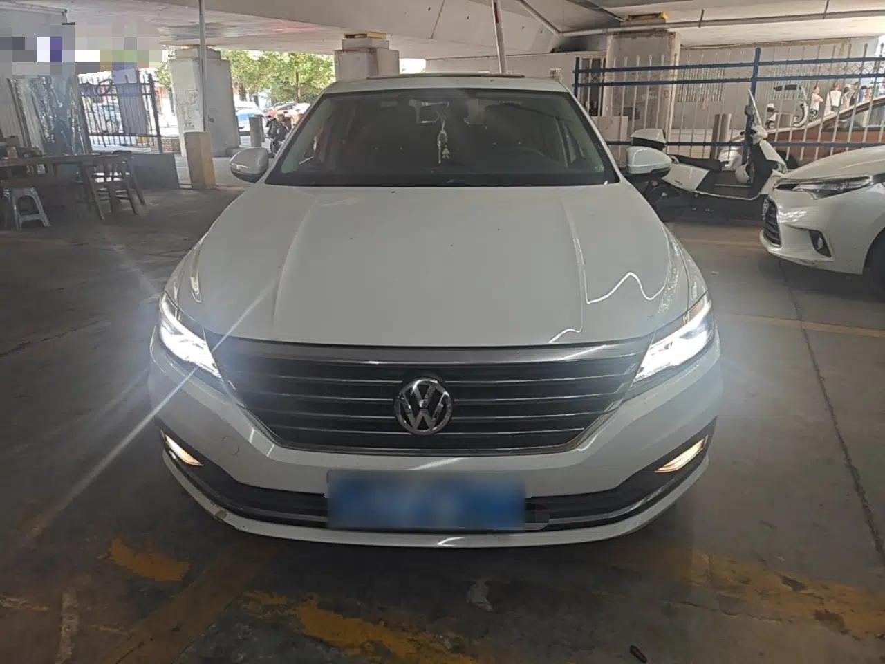 Volkswagen Lavida 2019 1.5L Automatic Comfort Edition China VI Standard — миниатюра 2