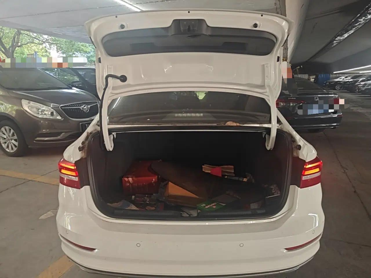 Volkswagen Lavida 2019 1.5L Automatic Comfort Edition China VI Standard — миниатюра 22