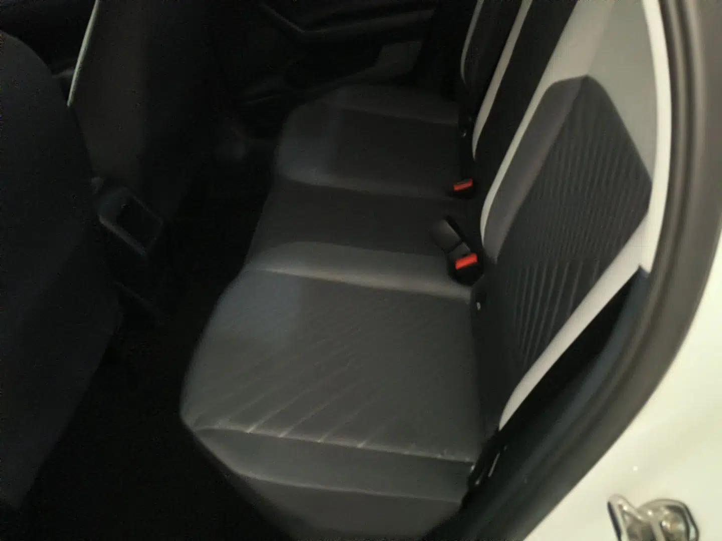Volkswagen Lavida 2023 New Rui 1.5L Automatic New Yi Edition — миниатюра 20