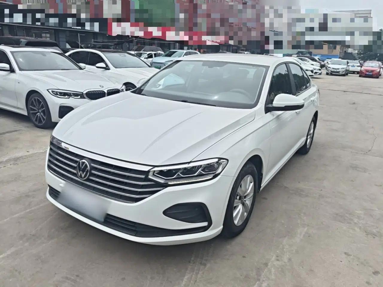 Volkswagen Lavida 2023 1.5L Automatic De Yi Edition — миниатюра 1