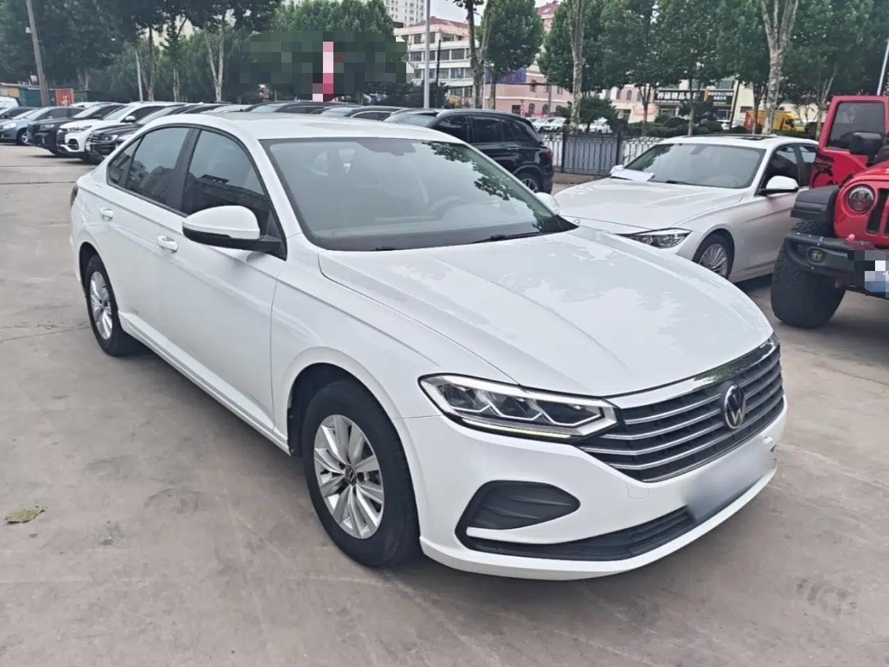 Volkswagen Lavida 2023 1.5L Automatic De Yi Edition — миниатюра 3