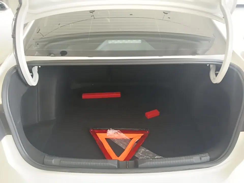 Volkswagen Lavida 2021 280TSI DSG Comfort Edition — миниатюра 22