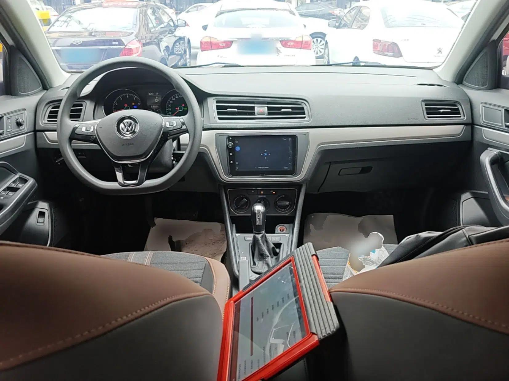 Volkswagen Lavida 2019 Lavida Start 1.5L Automatic Comfort Edition China VI Standard — миниатюра 12