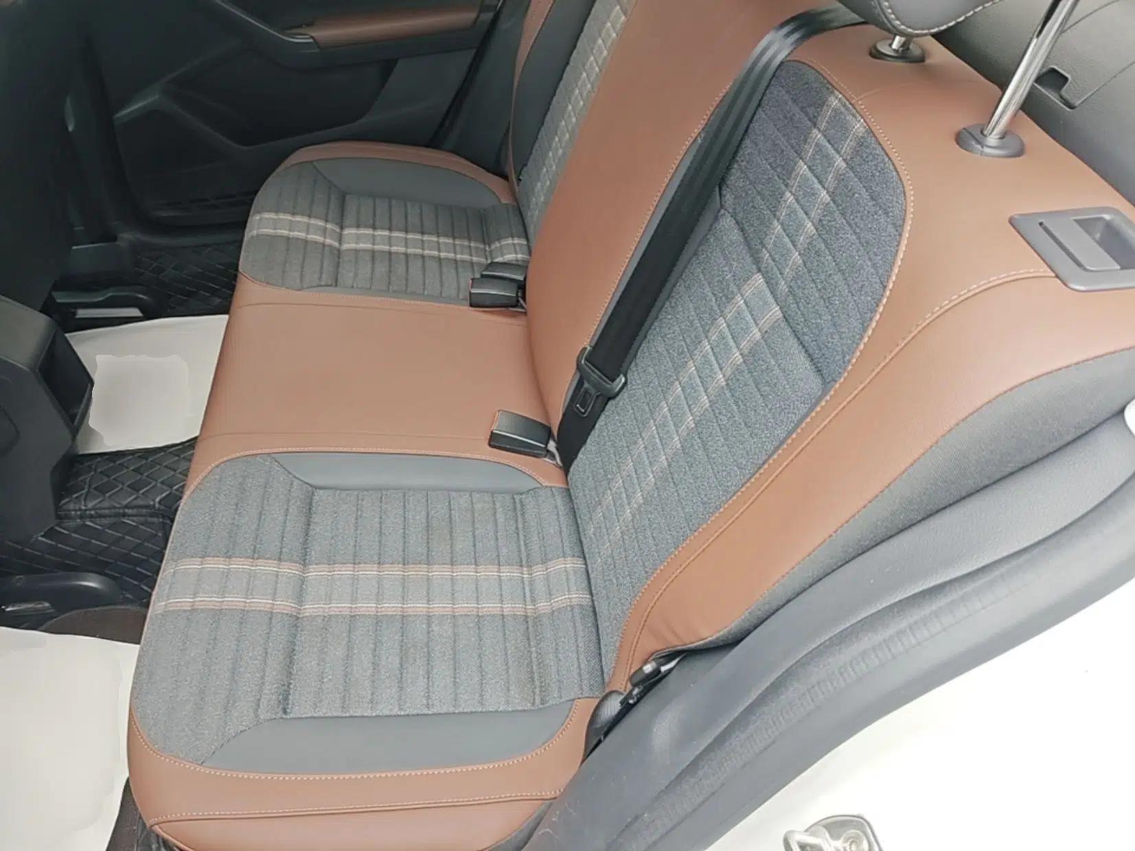 Volkswagen Lavida 2019 Lavida Start 1.5L Automatic Comfort Edition China VI Standard — миниатюра 20