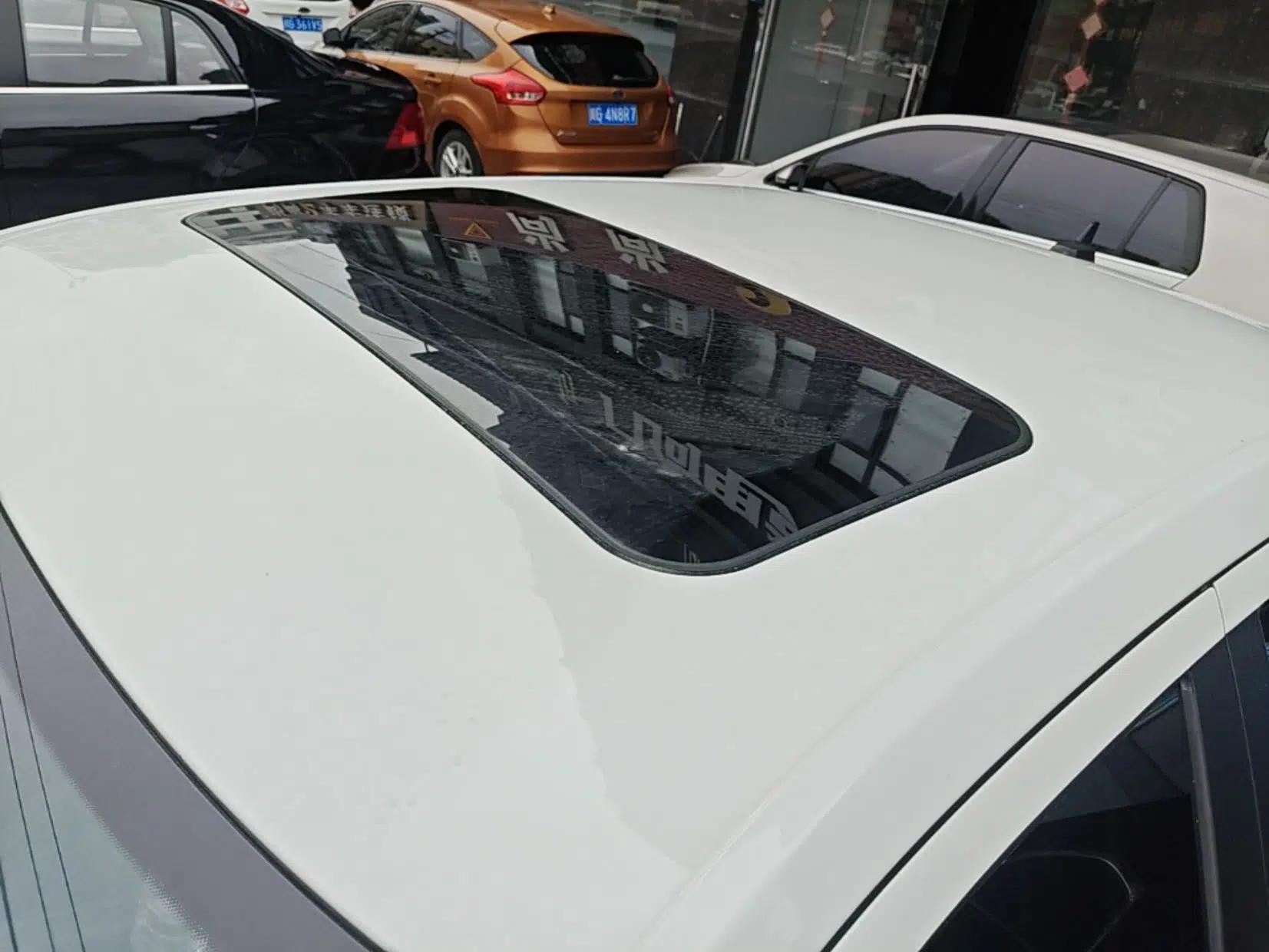 Volkswagen Lavida 2019 Lavida Start 1.5L Automatic Comfort Edition China VI Standard — миниатюра 7