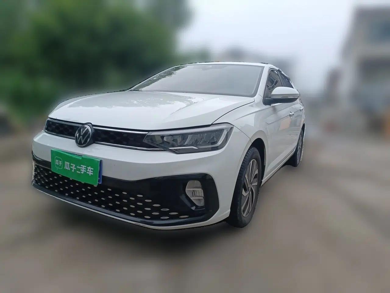 Volkswagen Lavida 2023 New Sharp 1.5L Automatic New Wish Edition — миниатюра 1
