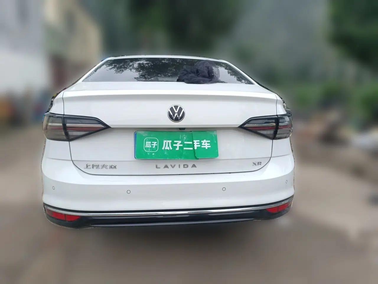 Volkswagen Lavida 2023 New Sharp 1.5L Automatic New Wish Edition — миниатюра 3