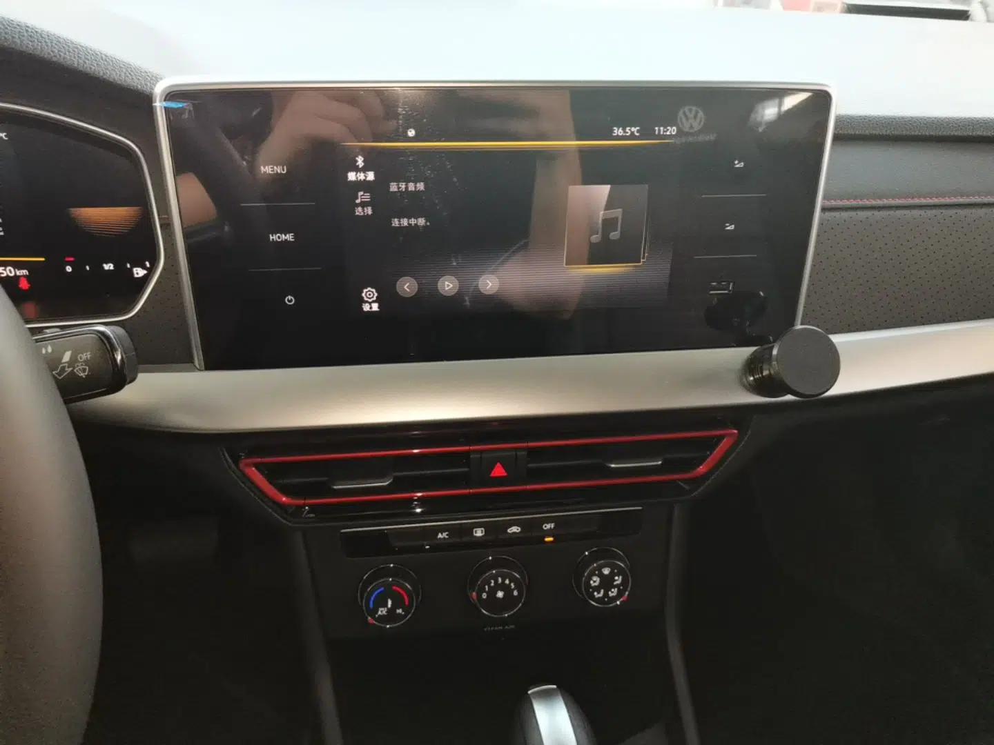 Volkswagen Lavida 2023 300TSI DSG Starry Full-Comfort Edition — миниатюра 15