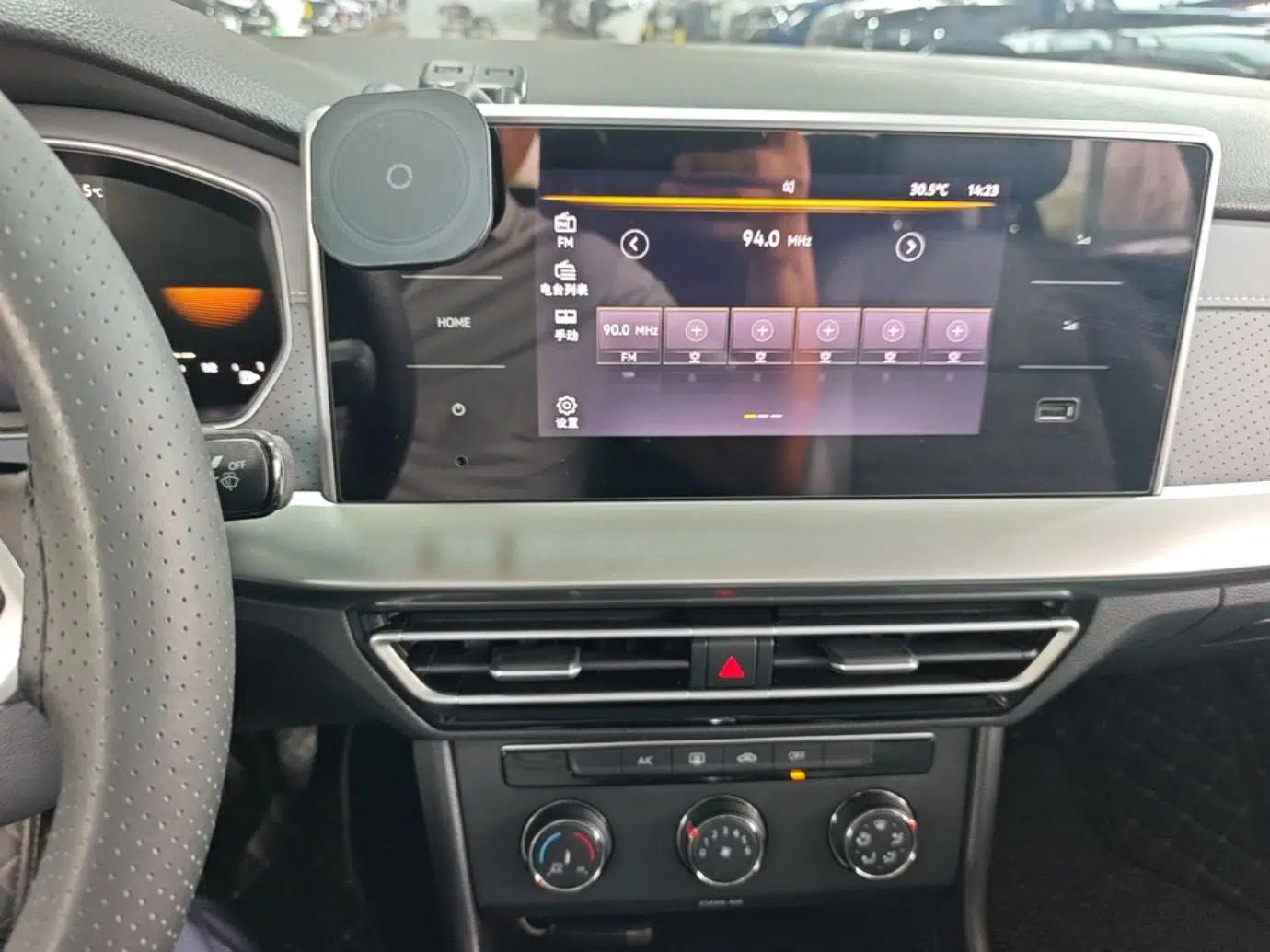 Volkswagen Lavida 2023 280TSI DSG Full-Comfort Edition — миниатюра 15