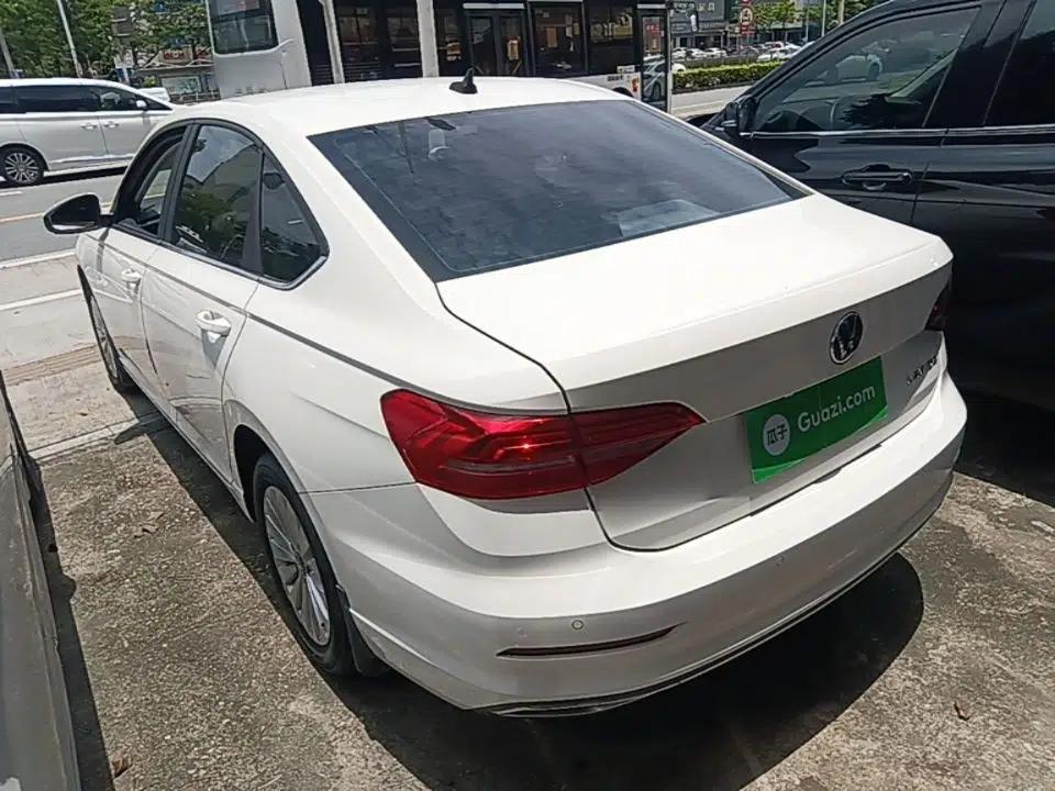 Volkswagen Lavida 2021 280TSI DSG Comfort Edition — миниатюра 4