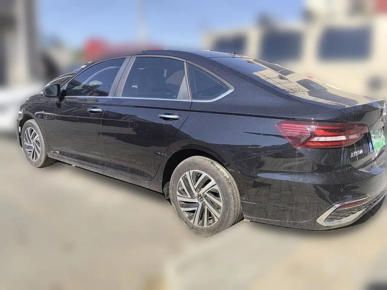Volkswagen Lavida 2024 1.5L Automatic 5 Million Edition — миниатюра 4